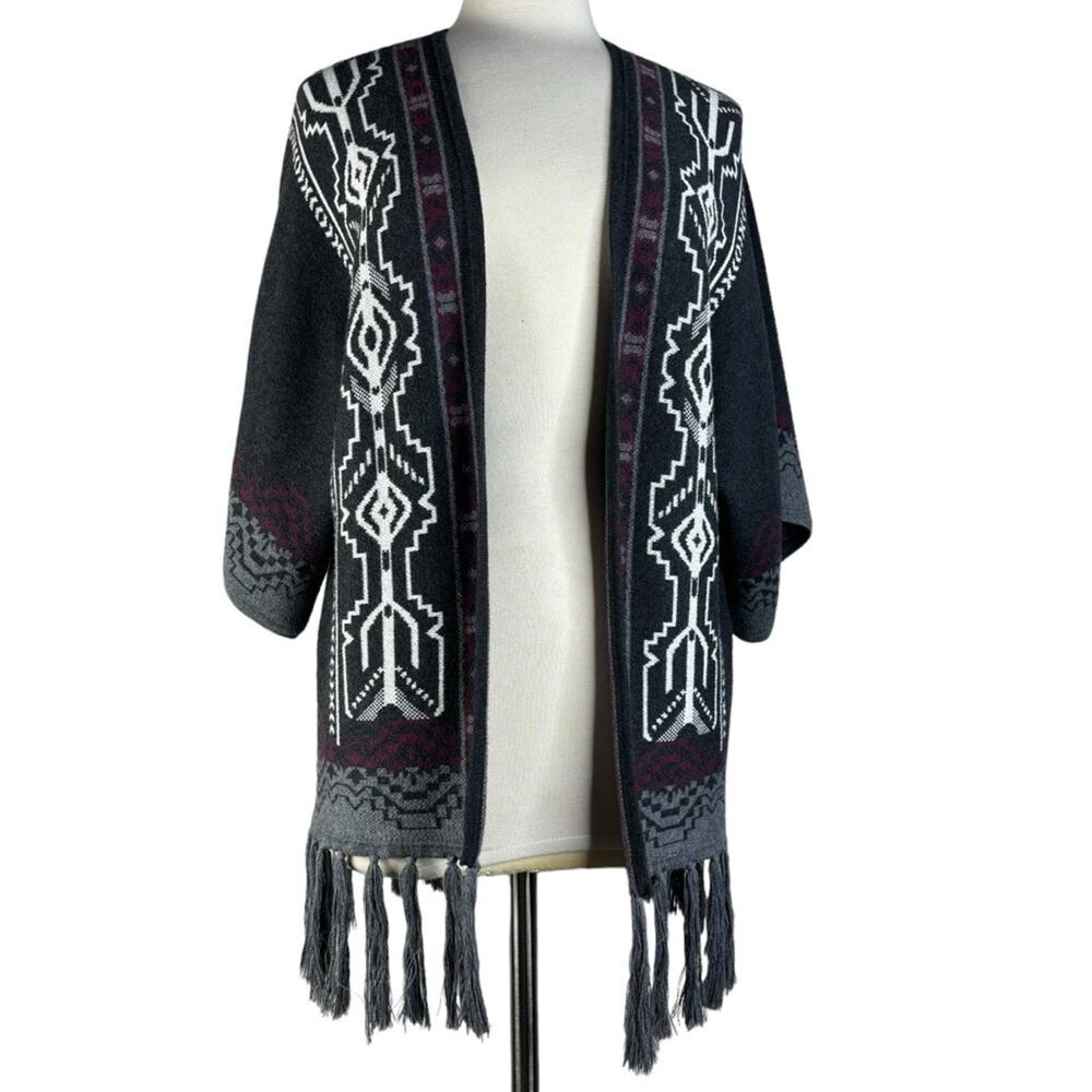 Tyler Boe Bohemian Aztec Pattern Open Front Cardigan with Fringe Size Small NEW